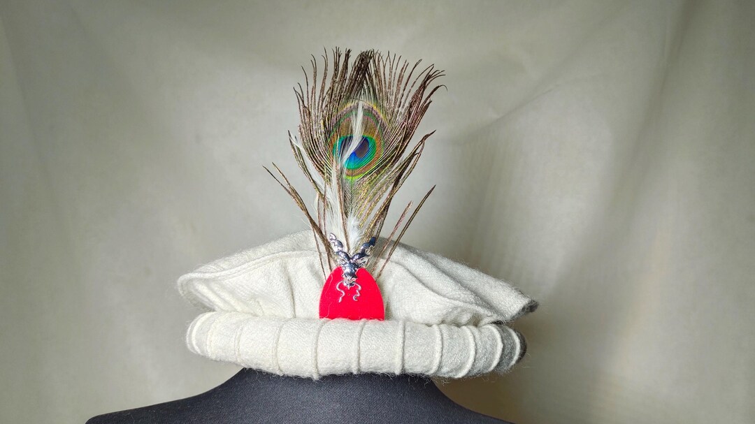 White Pakol Cap With Feather and Markhor Badge Handmade Afghani Hat ...