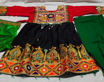 Handmade Afghan Kuchi Dress: Embroidered Girls' Frock, Eid Outfit (3-4 Year)