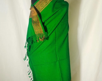 Green Acrowool Shawl: Border Karbala Style Chadder, 90 x 45 Inches