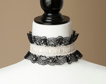 Cream and Black lace Choker-Gothic/Victorian/Lolita/kitten play