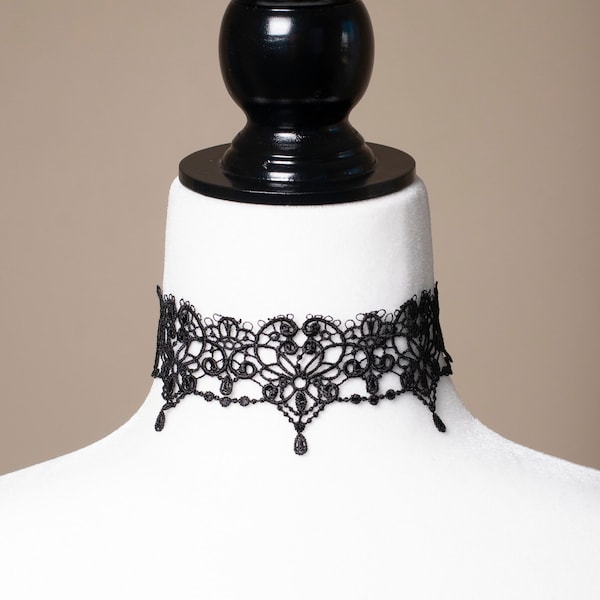 Black Lace choker-Victorian Necklace-Gothic Choker-Gothic Jewelry