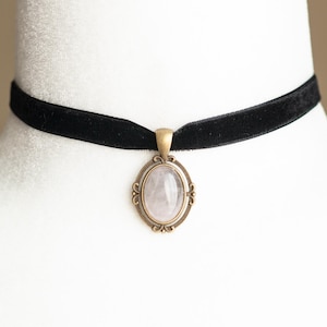 Black Velvet Choker with Rose Quartz pendant-Victorian Gothic Cameo necklace-Vintage inspired jewelry