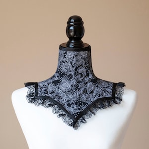 Victorian Floral Neck Corset - Black and White Elegance