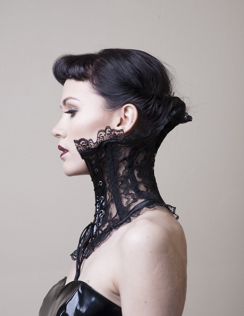 Baroque Neck Corset in Black Lace | Etsy
