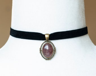 Black Velvet Choker with Strawberry Quartz pendant-Victorian Gothic Cameo necklace-Vintage inspired jewelry