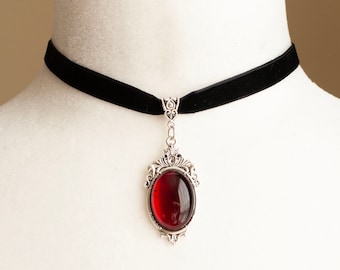Black Velvet Choker with a Dark Red/Siam pendant-Victorian Gothic necklace-Vintage inspired jewelry