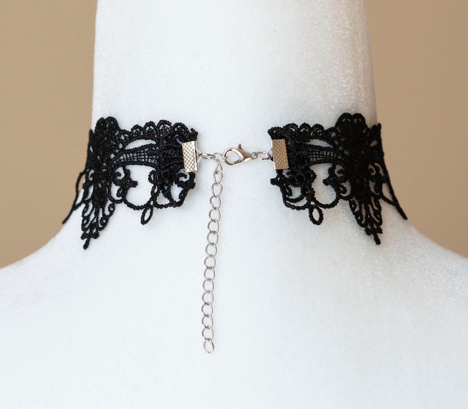 Black or White Lace Choker - Gothic Necklace - Victorian Bridal Choker ...