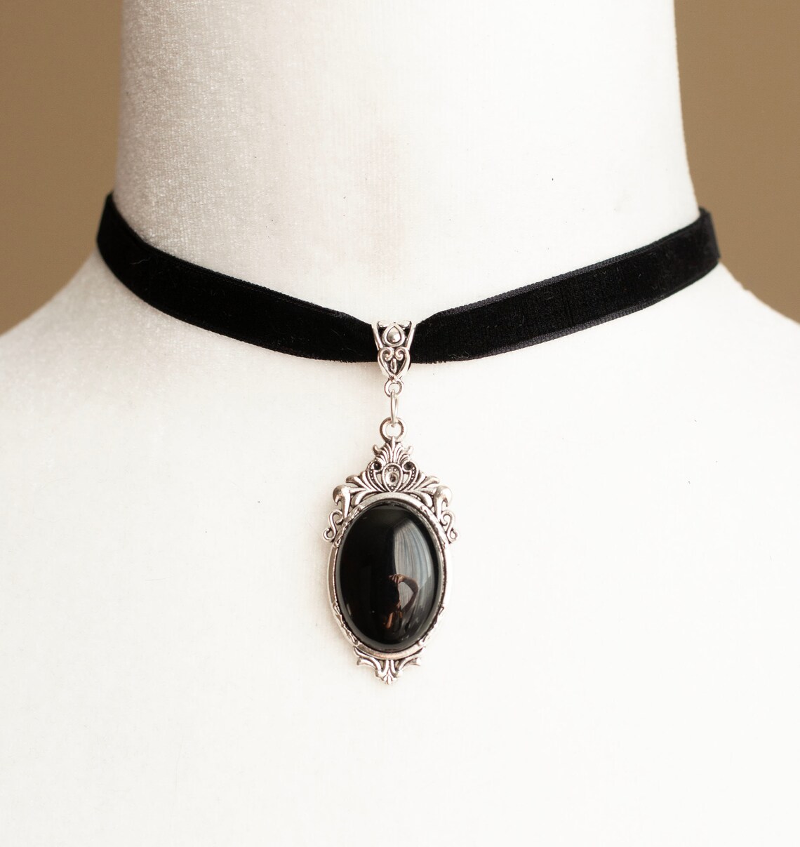 Black Velvet Choker With a Black Onyx Pendant-victorian Gothic Necklace ...