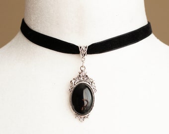 Black Velvet Choker with a Black Onyx pendant-Victorian Gothic necklace-Romantic jewelry