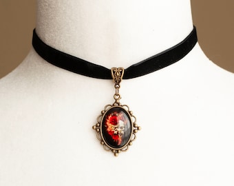 Black Velvet Choker with Skull and Roses pendant-Victorian Gothic necklace-Silver and Bronze Finish