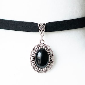 Gothic Choker with Black Agate Cameo Pendant-Victorian Necklace-Vintage inspired jewelry