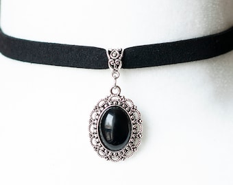 Gothic Choker with Black Agate Cameo Pendant-Victorian Necklace-Vintage inspired jewelry