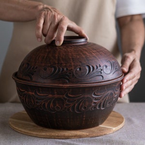 Big Ceramic Bread pot, Bread bin, Handmade Ukrainian Clay breadbox with lid, Pottery bowl with lid, Rustic gift kitchenware, Grandma Gift