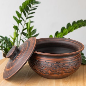 Handmade Ceramic Pot with Lid, Natural Clay Kitchen Pot, LEAD-FREE Clay Pot for Cooking & Serving, Lidded Pottery Casserole, Rustic Stew Pot