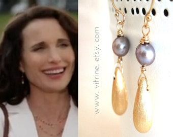 As seen on tv Cedar Cove Olivia Lockhart, celebrity style Grey pearl earrings vermeil gold Andie MacDowell