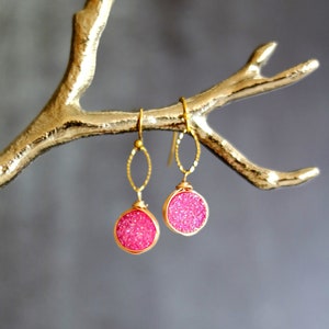 Hot pink Druzy Earrings fuchsia drops pink and gold gift for her under 50 VitrineDesigns image 1