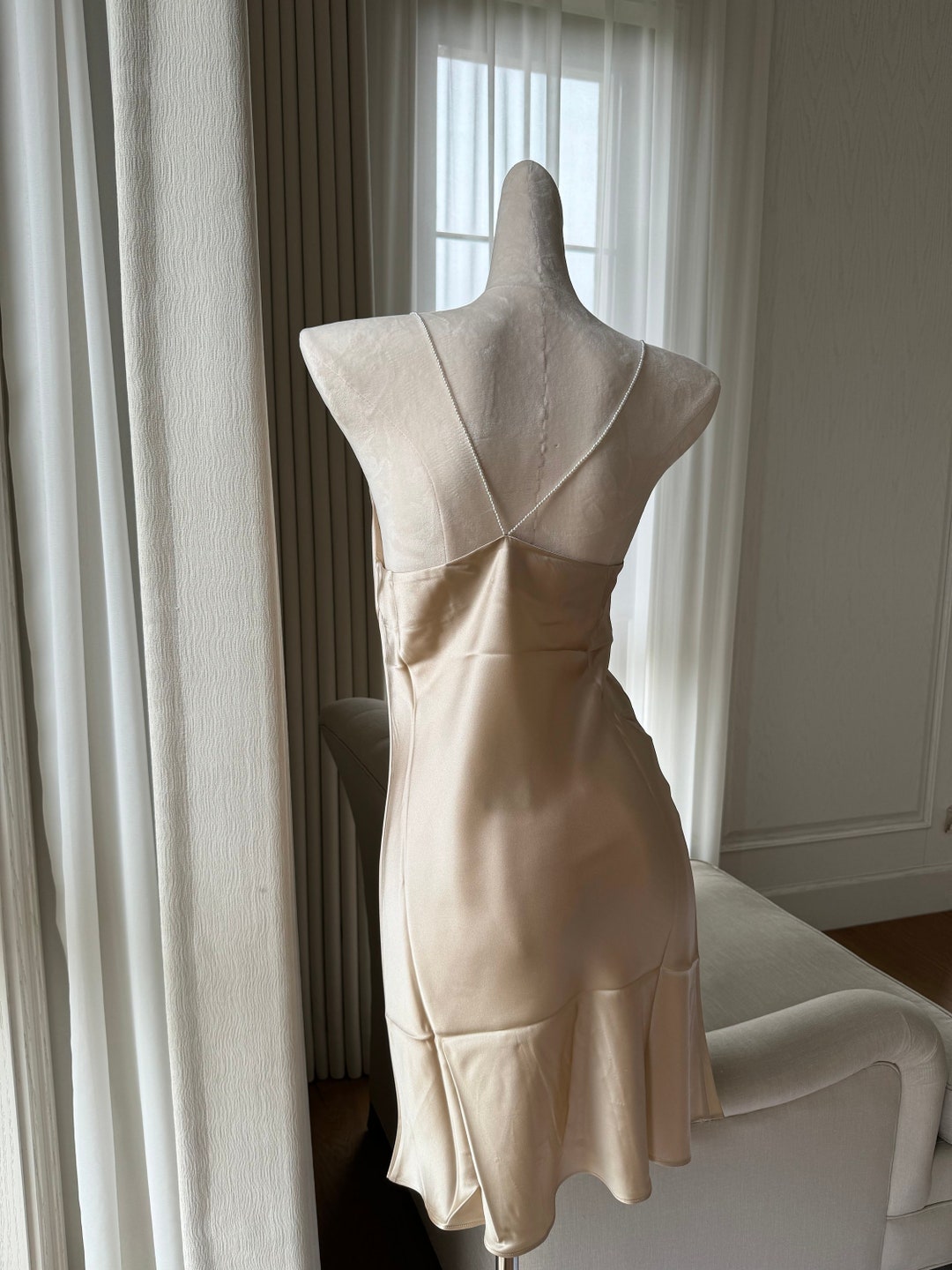 Deres デレス draping dress perl Never Too Much Pearl And Stone Draped Dress – EDGE