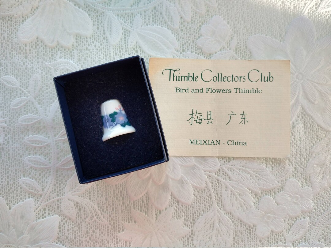 Thimble Collectors Club, Birds and Flower Thimble by Meixian Made in