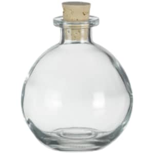 Puede incluir: Una botella de vidrio transparente con un tapón de corcho. La botella es redonda y tiene una boca ancha.