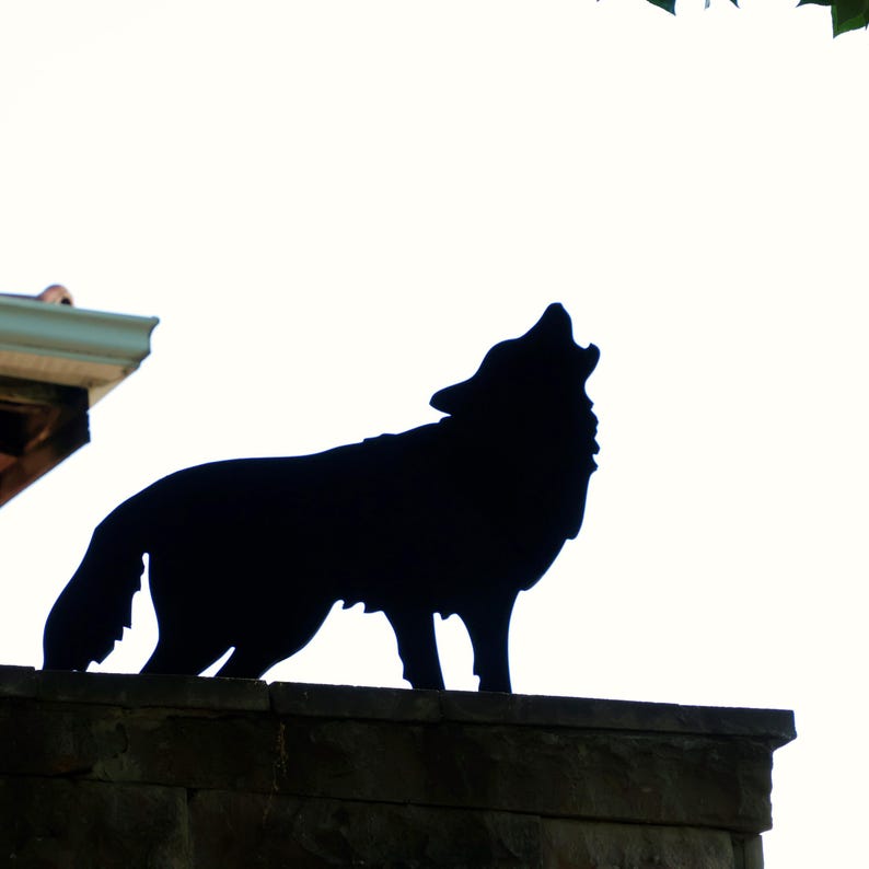 Howling Wolf Sculptures