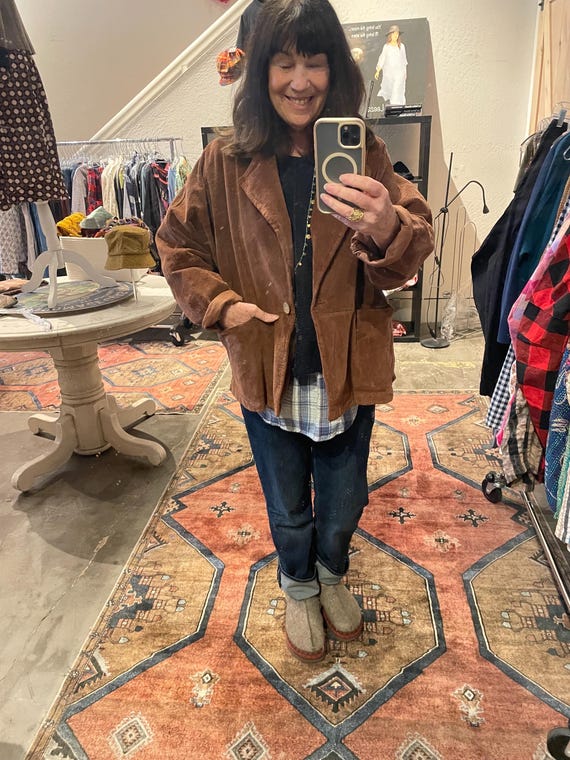 Cocoa color corduroy cropped generous jacket in one size