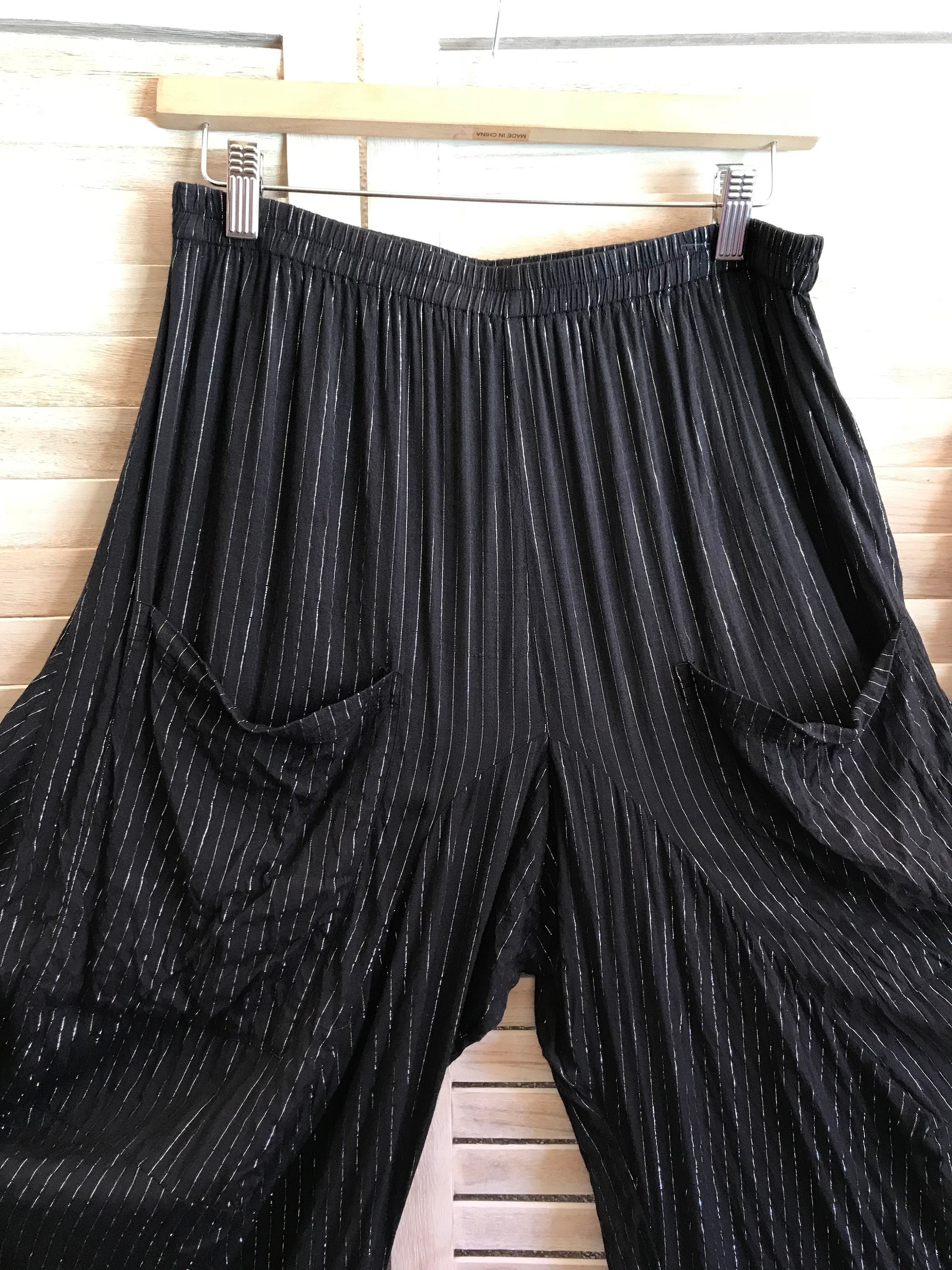 Silver Lurex pinstripe lagenlook pant size small