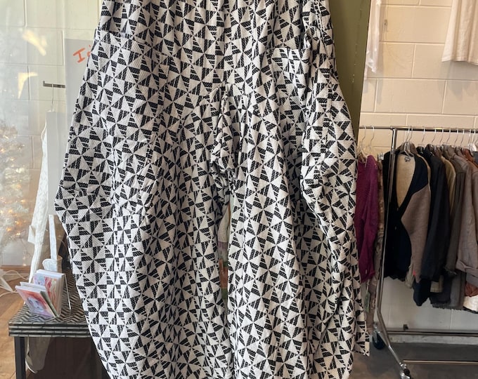 Black and white geometric heavy cotton lagenlook pant