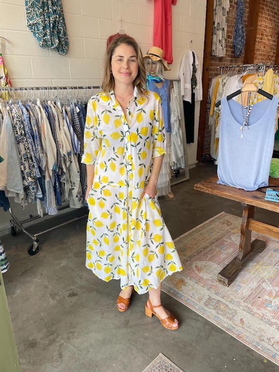 Lemon print cotton simple uncomplicated housedress with pockets