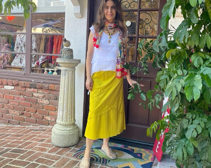 Mustard knit  one size  skirt with elastic waist