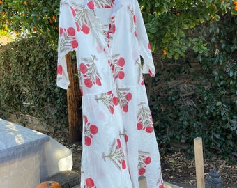 The Housedress! Red floral block print cotton simple uncomplicated housedress with pockets