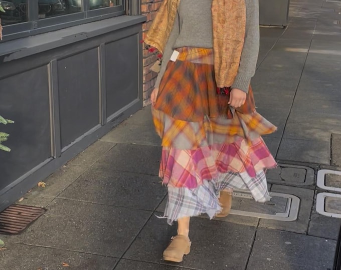 Flannel layered raw edge skirt in mixed print colors