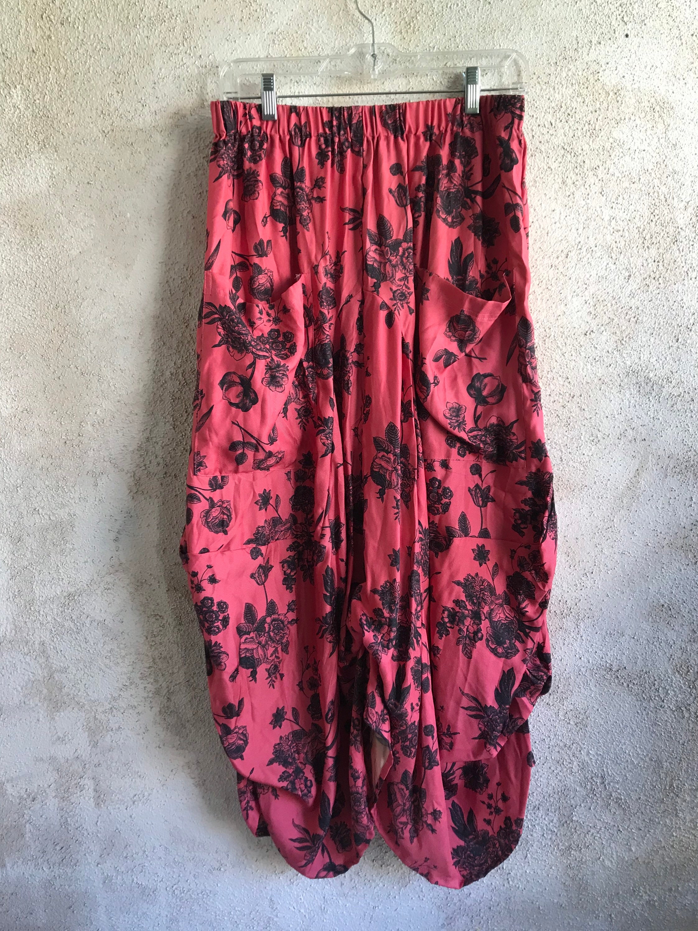 Funky skirt in silk broadcloth floral print