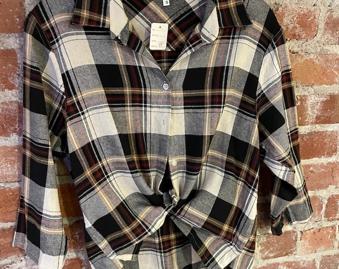 Brown flannel plaid cropped button down shirt