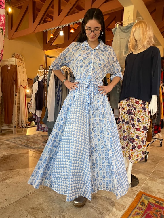 Button down 8 gore shirtdress with pockets in blockprint cotton