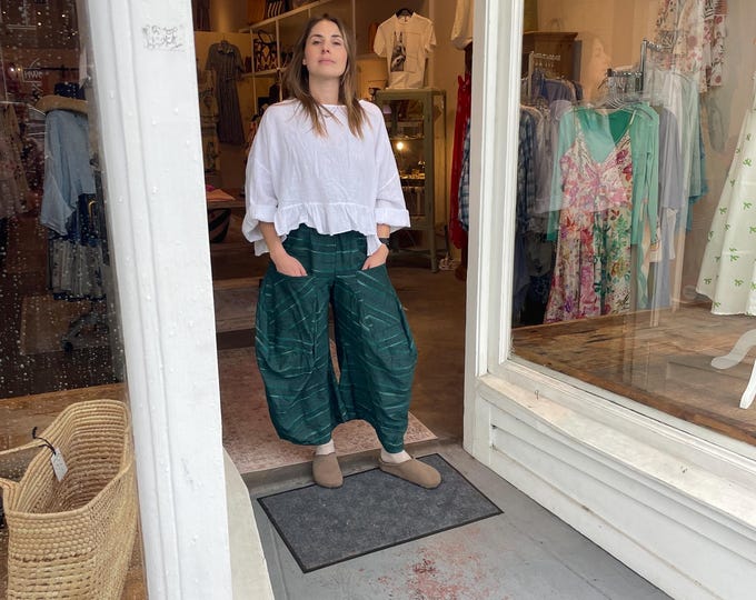 Green textured silk and cotton  stripe   lagenlook pant