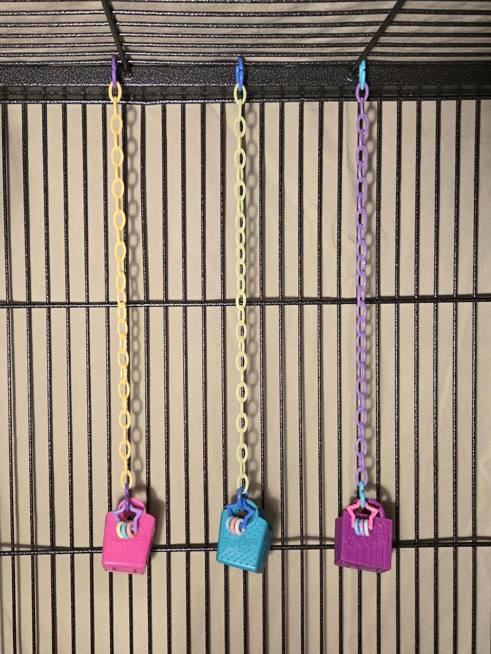 Sugar Glider foraging basket. Check out what your Sugar Glider can do!Perfect for your curious Sugar Glider, Marmoset, or small bird.