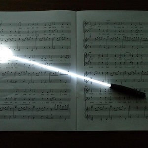 NeedleLite ULTRA Lighted Conductor Baton-Ultra Bright and Rechargeable Includes Plastic Case