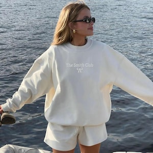 Custom Bride Sweatshirt Embroidered, Mrs Sweatshirt, Bride Crewneck, Future Mrs Sweater, Bridal Sweatshirt, Engagement Gift Idea