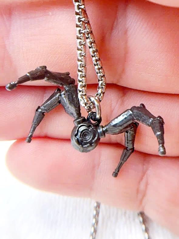 ARC Raiders Leaper Necklace, Silver 950 Pendant, Sci Fi Gamer