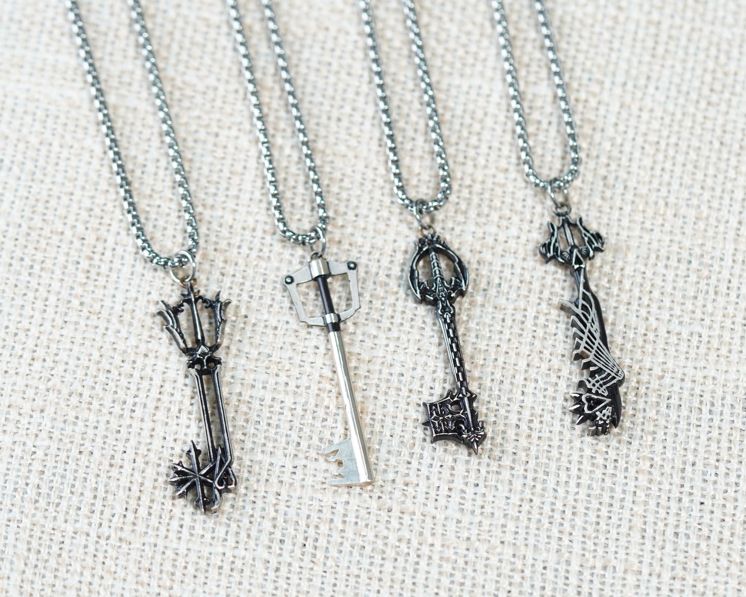 EXCLUSIVE Combo Kingdom Hearts Necklace, Ultima Weapon Keyblade