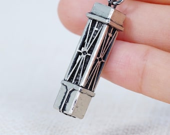 EXCLUSIVE 950 Silver Kiramman Key Necklace, Arcane LOL Jewelry, League of Legends Accessories, Xmas Gift for LoL Fans,Necklace for Gamer