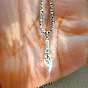 PREMIUM Fanmade Valorant Jett Knife Necklace, Handmade Silver Valorant Jewelry, Perfect Gift for Valorant and Jett Cosplay Enthusiasts
