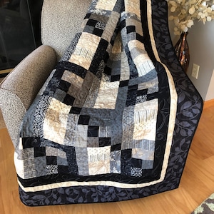 Woodland Daybreak PDF quilt pattern which uses 2-1/2&quot; strips, Jelly Roll Friendly, 442