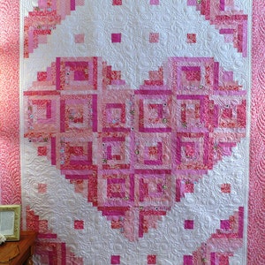 Loving Heart quilt pattern. Make easy log cabin blocks in three variations. PDF download. 441e image 1