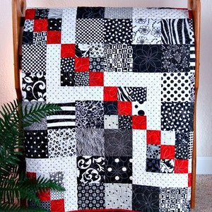 Easy PDF quilt pattern Simply Delightful Quilt Pattern in 6 sizes PDF 431e image 3