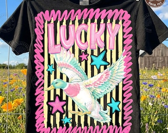 Lucky Duck Striped PNG: Rolig gräsandsand retro sommarskjortadesign, digital nedladdning