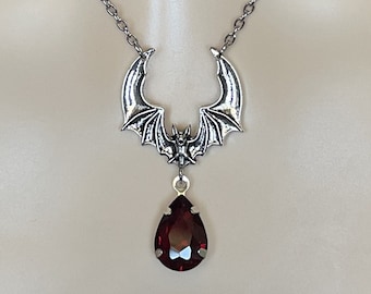 Dark Ruby Red/Garnet Crystal Vampire Queen Crescent Moon Goddess Bat Gothic Goth Antique Silver Pendant Necklace Choker