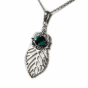 Emerald Green Antique Silver Woodland Elf Elven Elvish Leaf Victorian Forest Fairy Wood Faerie Bridal Wedding Necklace Choker Pendant