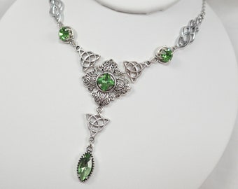 Emerald Green Celtic Irish Trinity Knot Antiqued Silver | Etsy