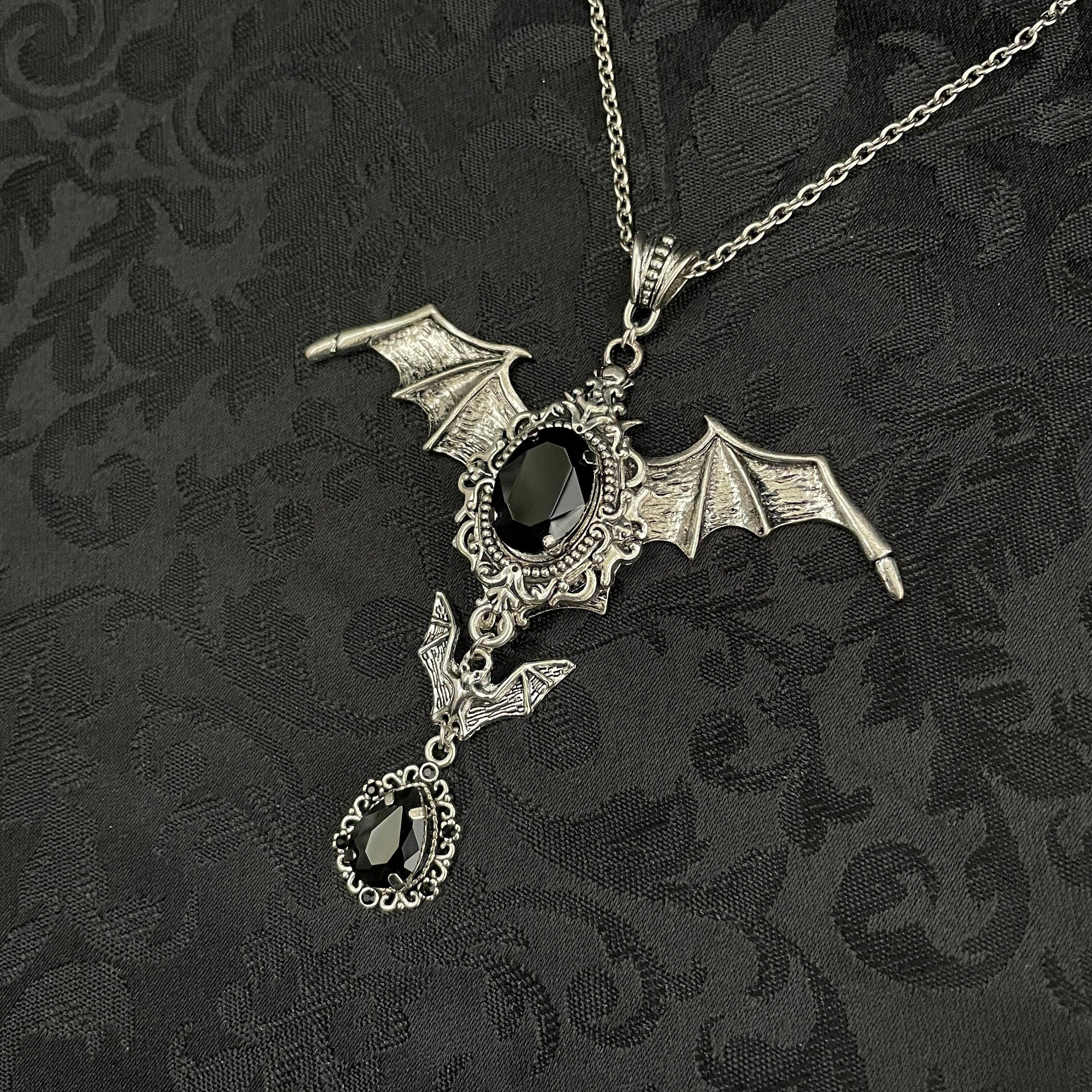 Jet Black Onyx Filigree Antique Silver Vampire Winged Bat Queen Vampyre ...
